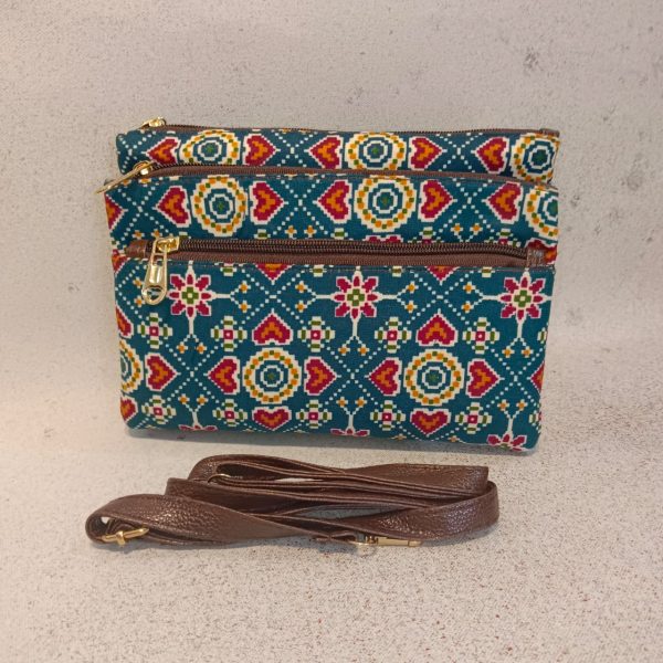 2 in 1 Pouch & Slingbag - Image 4